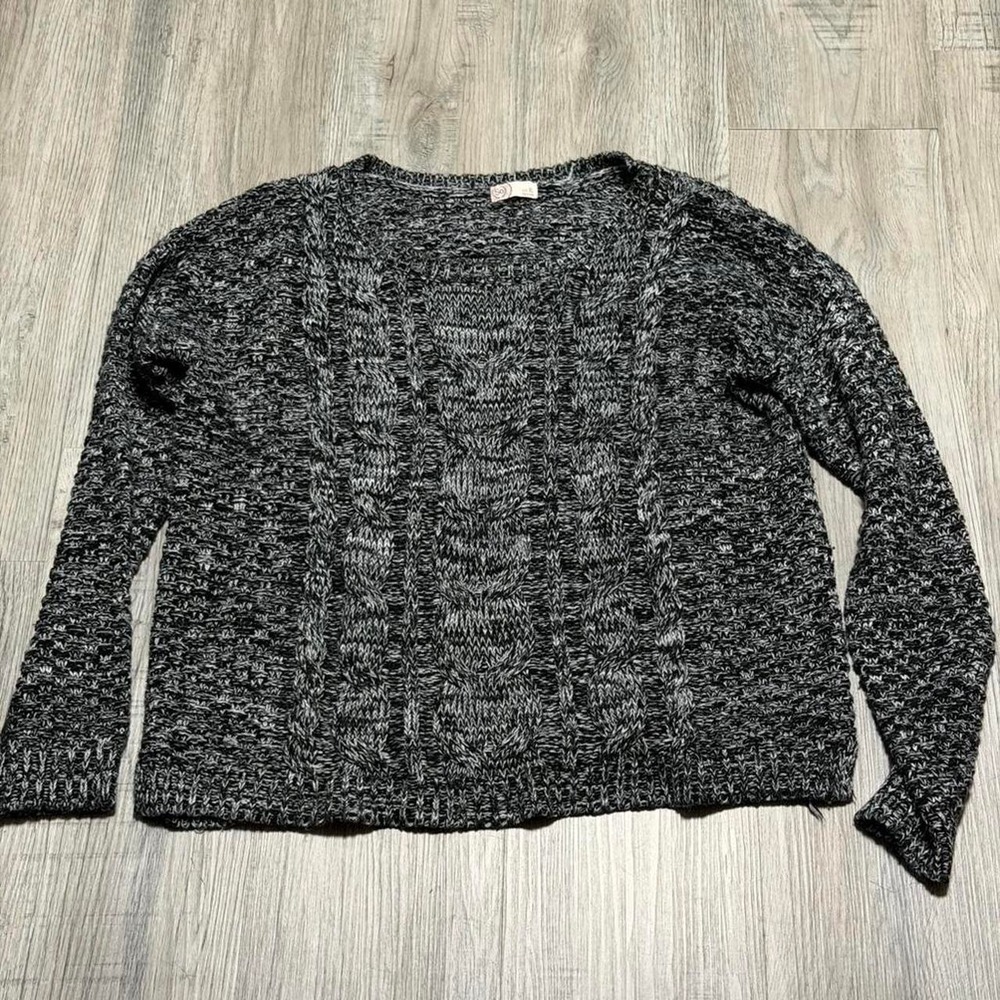 SO Cable Knit Sweater Women XL Gray Black Long Sleeve Pullover